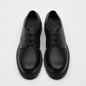 ✨SALE✨Zara black stitched shoes ✨SALE✨